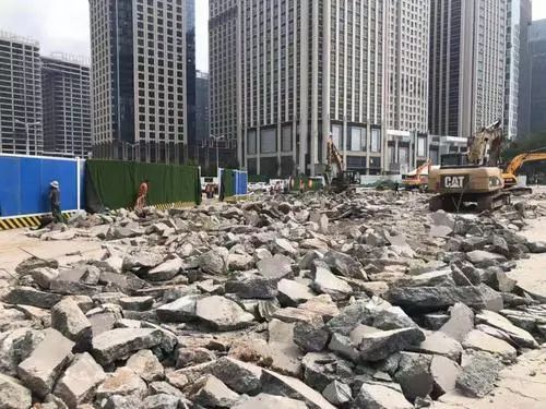 商都路心怡路交叉口地铁5号线06标段市政还路工程